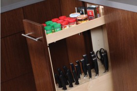 storing knives in drawers