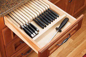 хранение ножей в кухонных ящиках